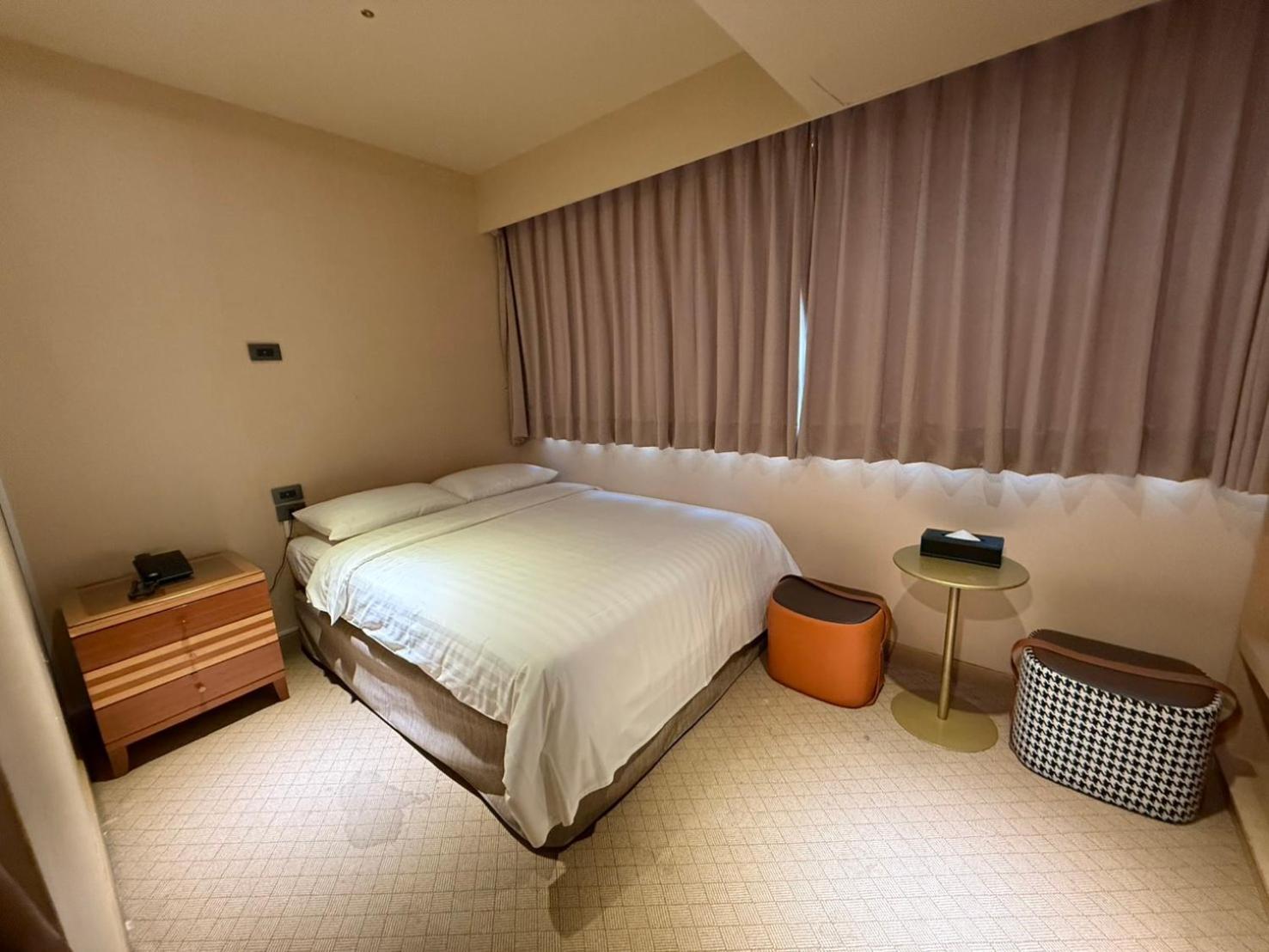 Rich & Free Hotel - Fuzhong 富逸旅趣-板橋府中館 Taipeh Exterior foto